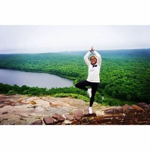 Meet your Posher, Izzie